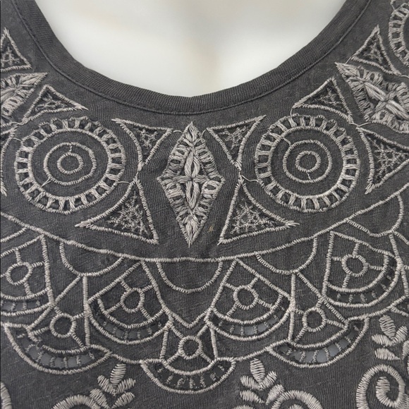 NWT Lucky Brand Embroidered Cold Shoulder Top Black Boho — Size M - Picture 3 of 9